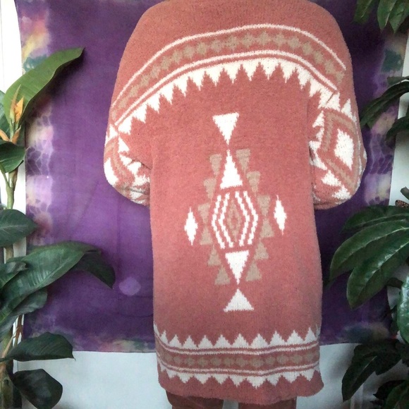 Fluffy bohemian tribal print cardigan sweater. - Picture 3 of 3